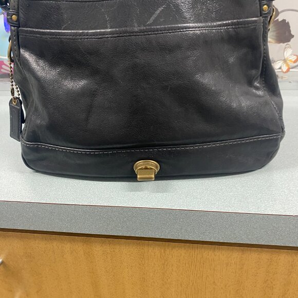 Vintage Coach Saddle Legacy Women's  Shoulder Bag - Black D0769-11134. - Picture 9 of 13